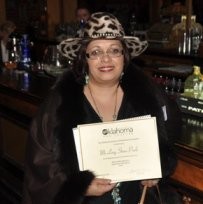 Mi-Ling receives award Mi-Ling receives award